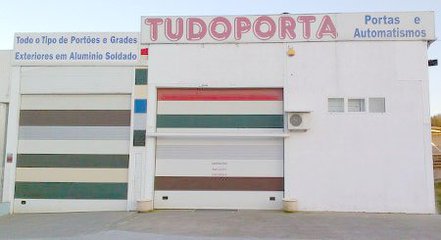 Exterior das instalações da Tudoporta